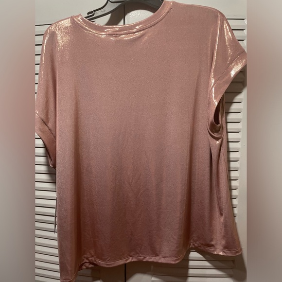 Tops - SOFIA VERGARA SHIMMER TEE